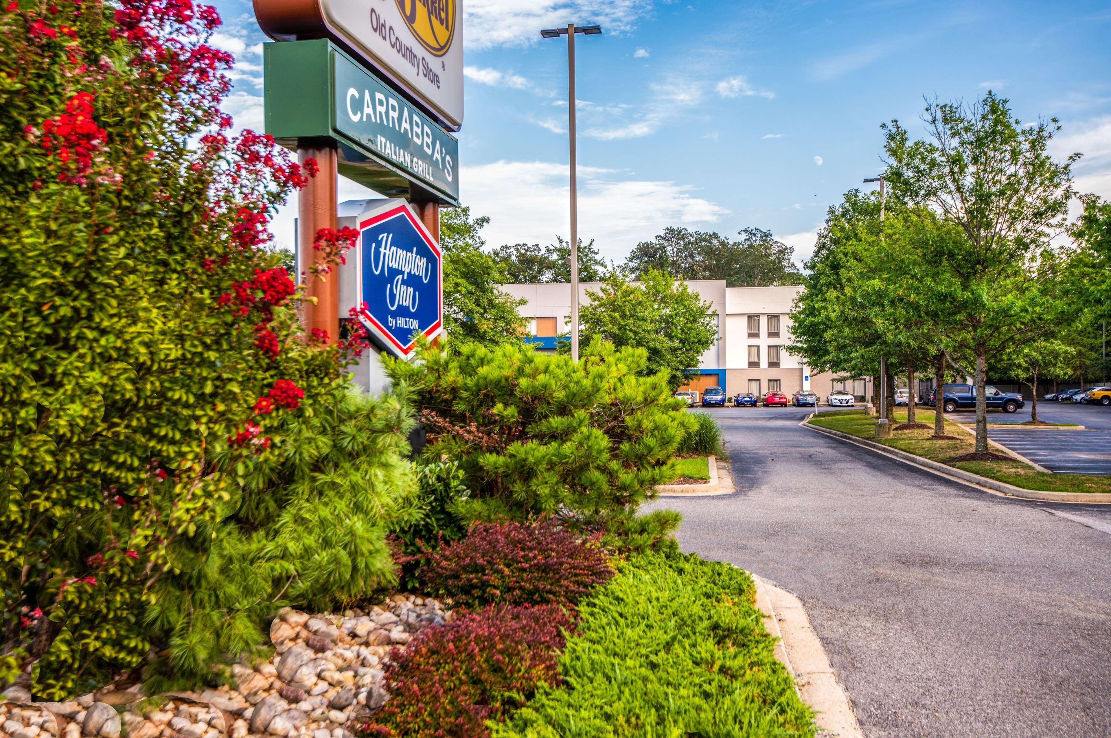 Hampton Inn Waldorf Exterior foto